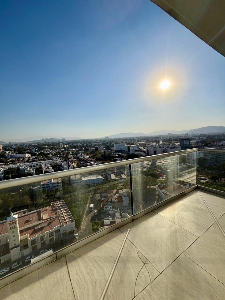 Park Life Guadalajara Aparthotel Buitenkant foto